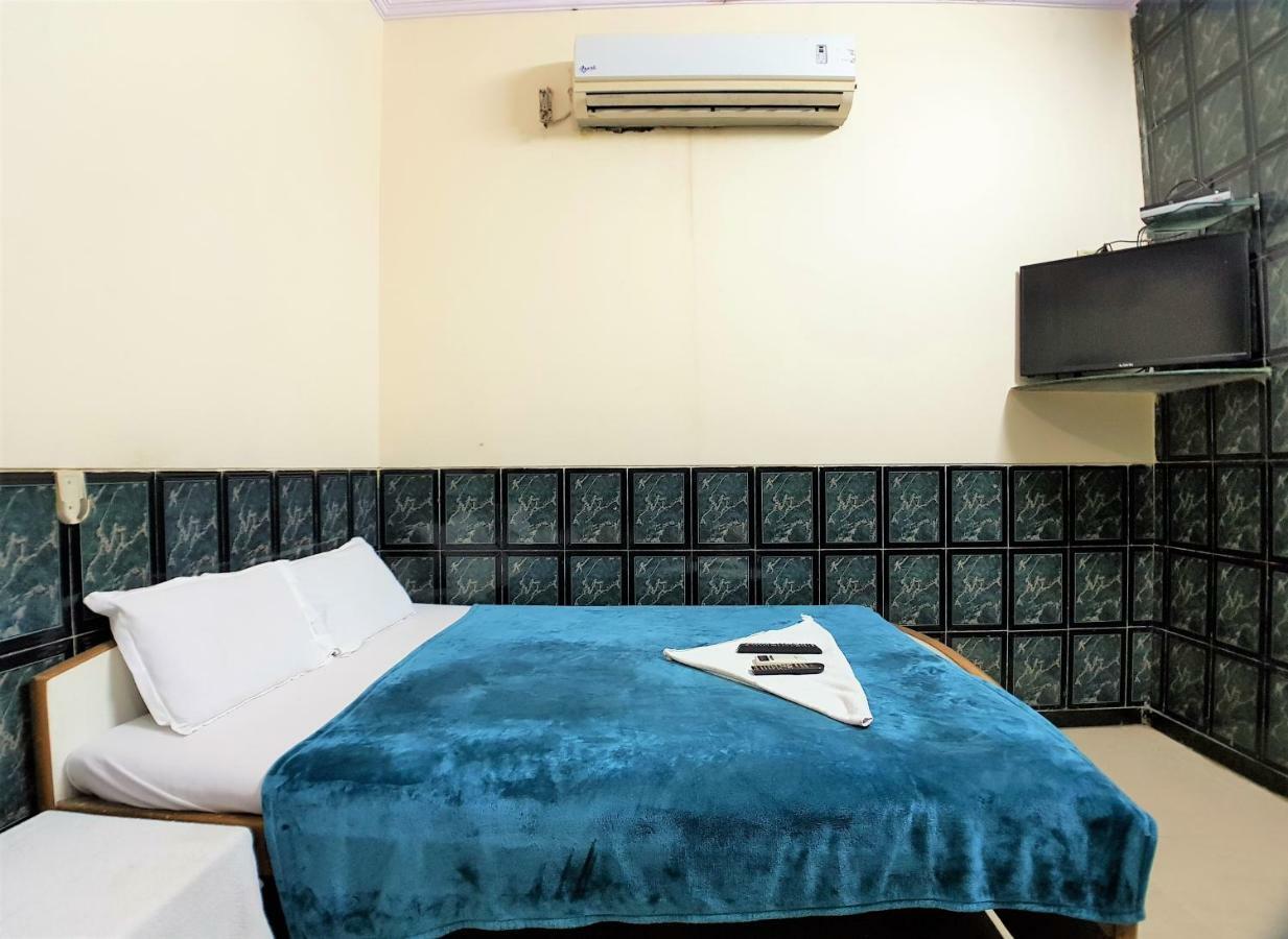 Hexa Metro Plaza Hotel Mumbai Exterior photo